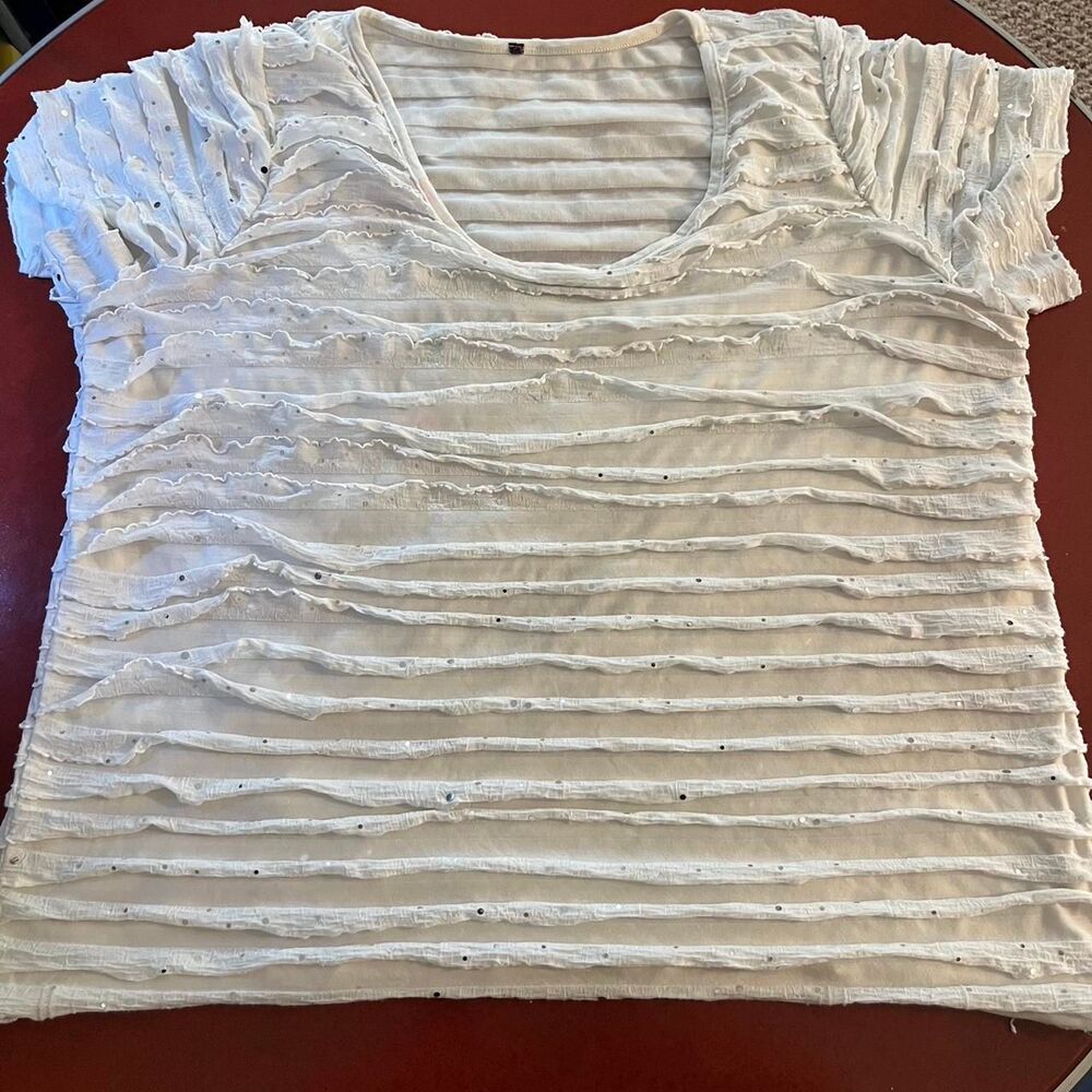 Unbranded Women's White and Cream Blouse